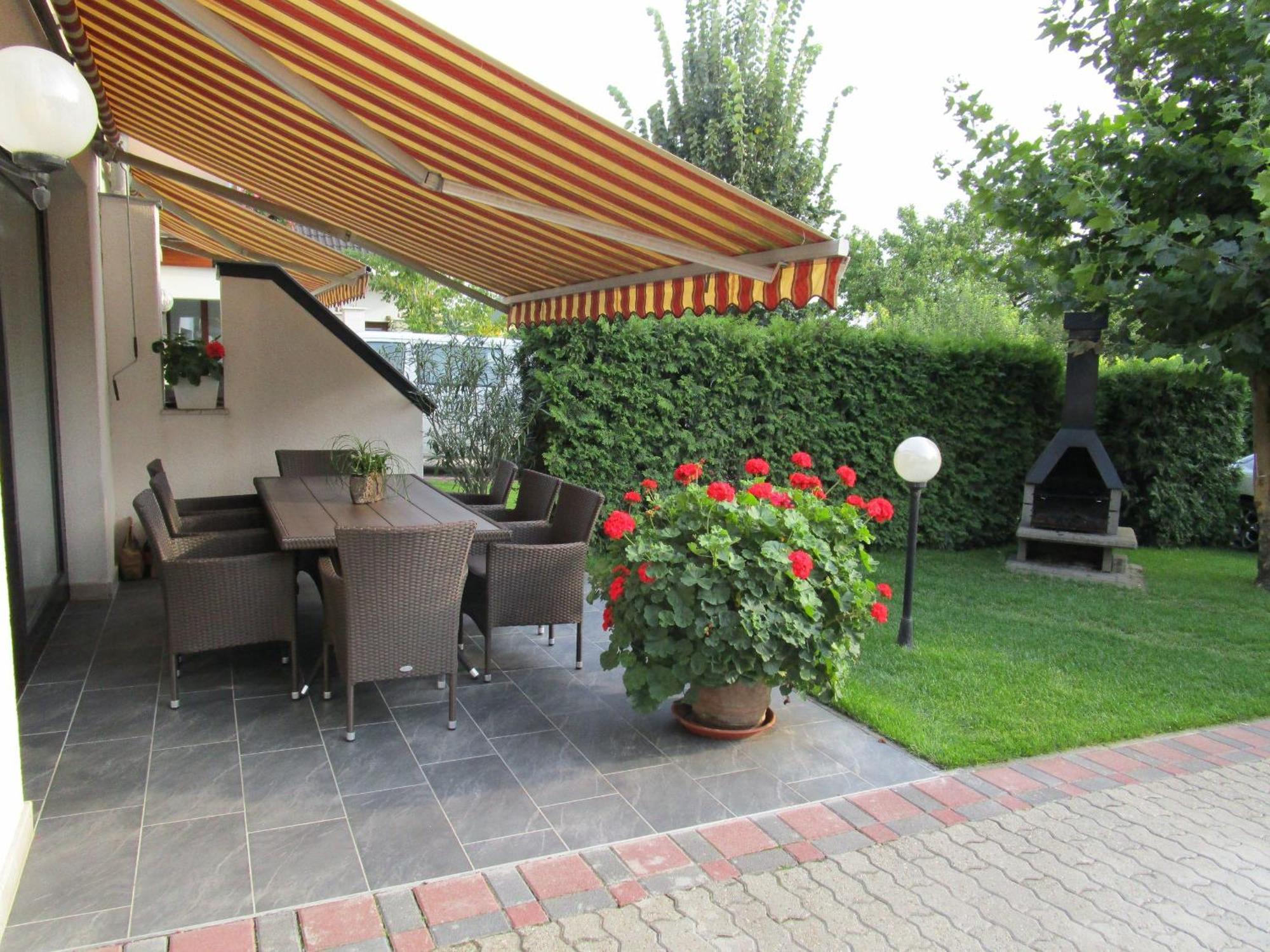 Hotel Haus Sonnenhof Siófok Camera foto