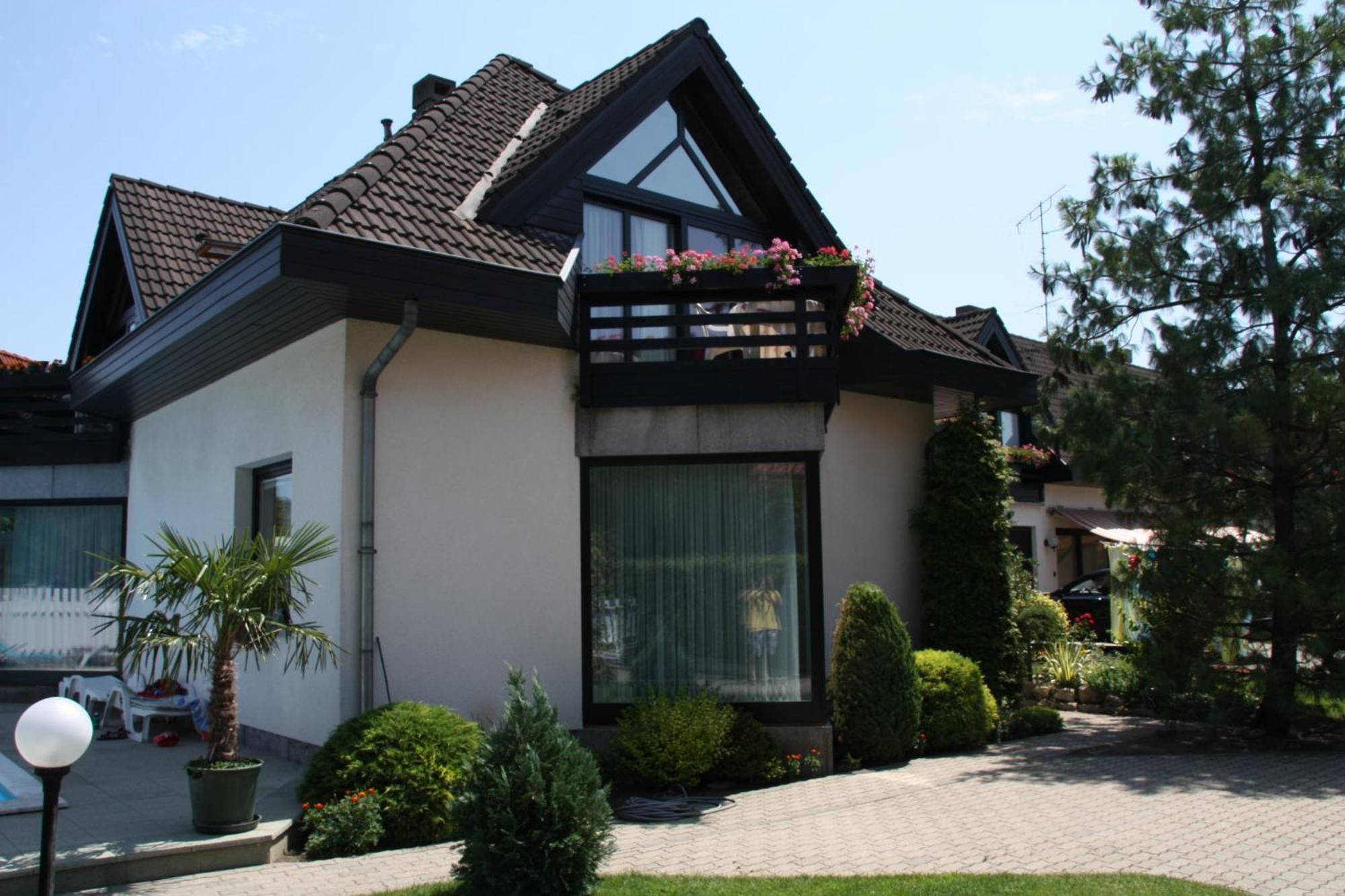 Hotel Haus Sonnenhof Siófok Esterno foto